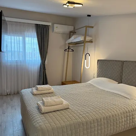 Roomelioti Офринион