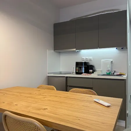 Апартхотел Roomelioti
