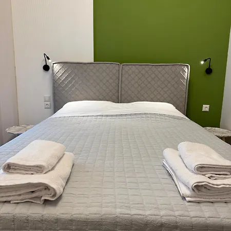 Roomelioti 아파트호텔 3*