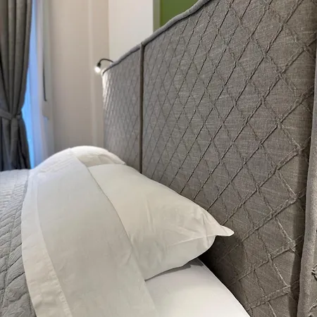 아파트호텔 Roomelioti Ofrínion