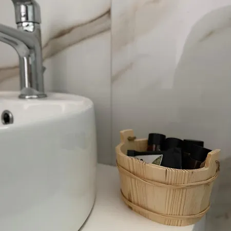 아파트호텔 Roomelioti Ofrínion